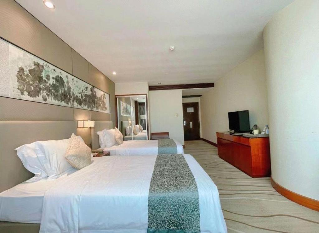 Grand Soluxe Zhongyou Hotel Shenzhen Exterior photo