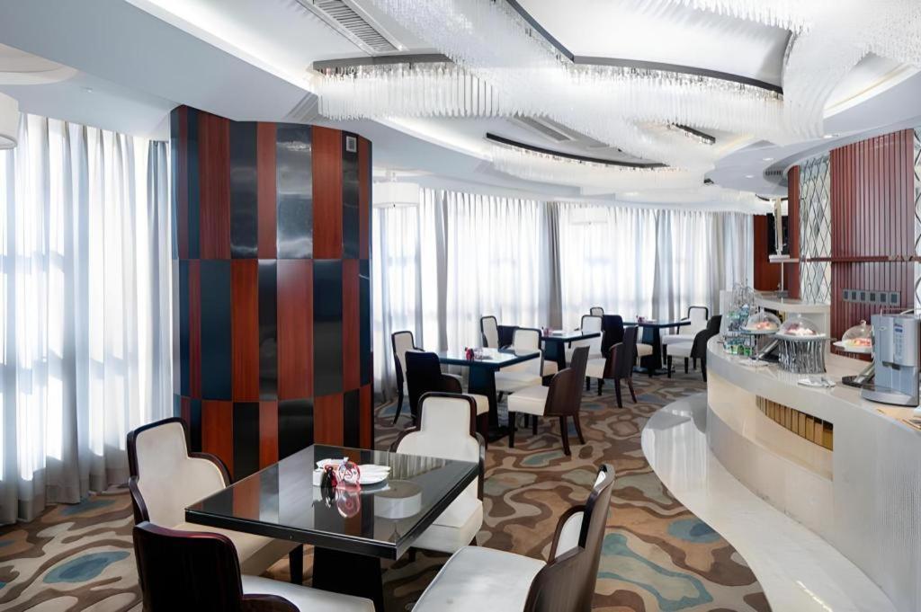 Grand Soluxe Zhongyou Hotel Shenzhen Exterior photo